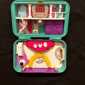 mattel polly pocket hidden places dance par-taay case toy